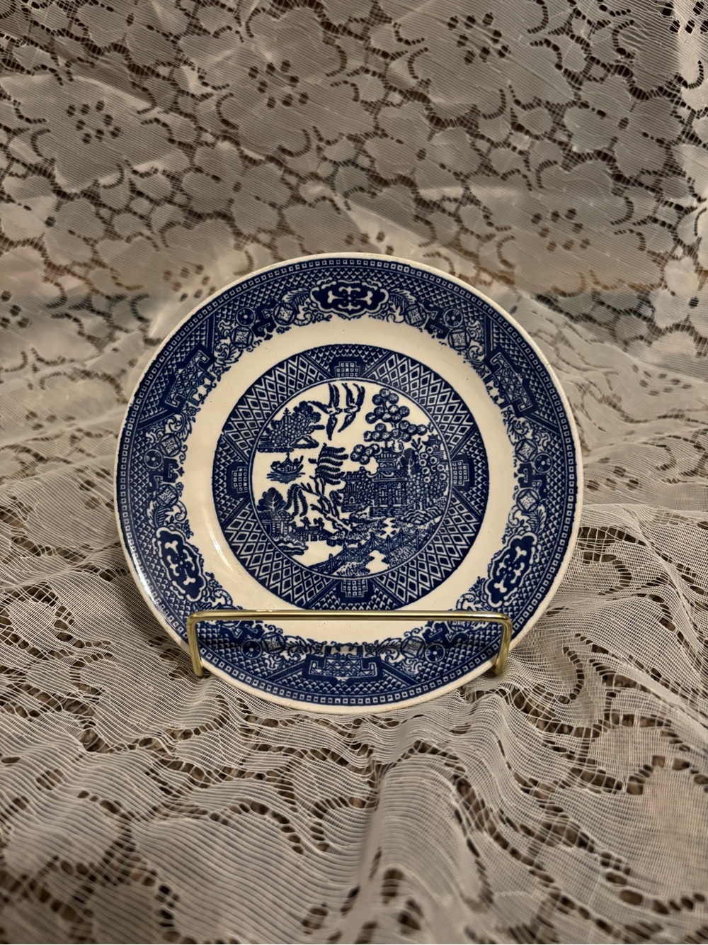 Blue Willow Pattern Decorative Dinner Plate - Classic Blue